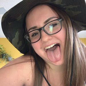 Meet your Posher, Rhianna